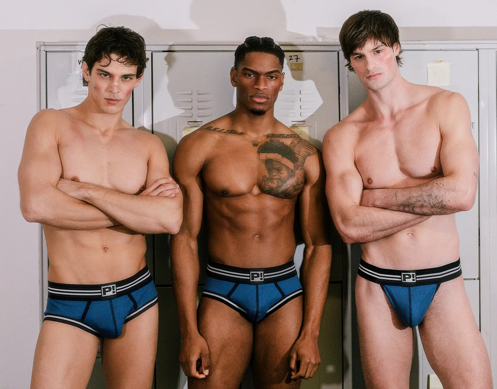 Round2 Blue Backless Trunk - Image 9